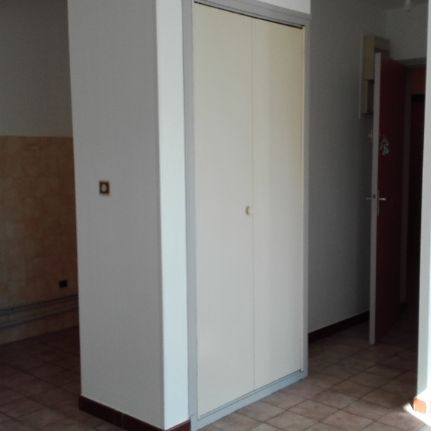 T2 en parfait état avec garage centre ville - Photo 1