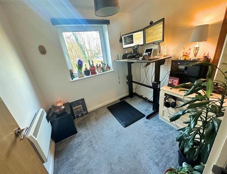 2 Bedroom Apartment To Let - Photo 4