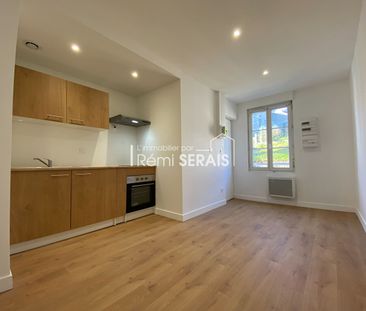 A LOUER - T2 plein centre Domfront - REF 14160, - Photo 2