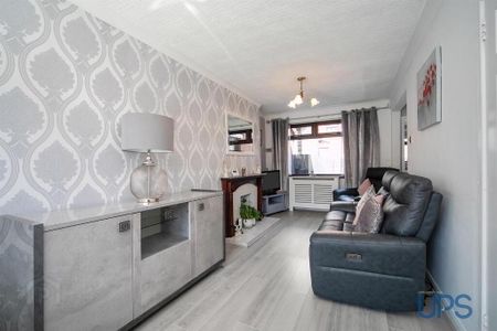 37 Andersonstown Park, Belfast, BT11 8FG - Photo 2