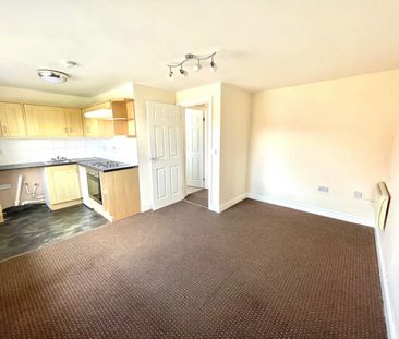 SPECTACULAR TWO BEDROOM FLAT IN THE STRIKING CITY OF WAKEFIELD!!! - Photo 6