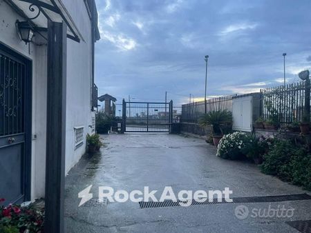 PORZIONE APPARTAMENTO ARREDATO - Photo 2