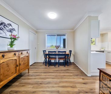 Modern Home In Popular Area - Photo 3