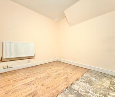 1 Bed Flat, Harpour Road, IG11 - Photo 4