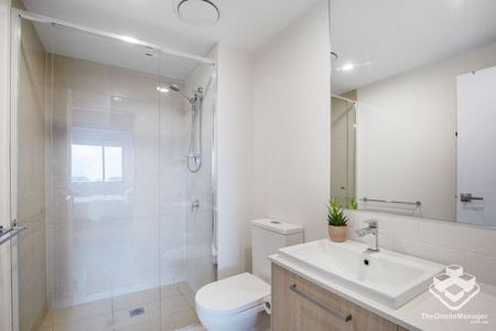 Boheme Apartments - 2 Bedroom Furnished - Photo 2