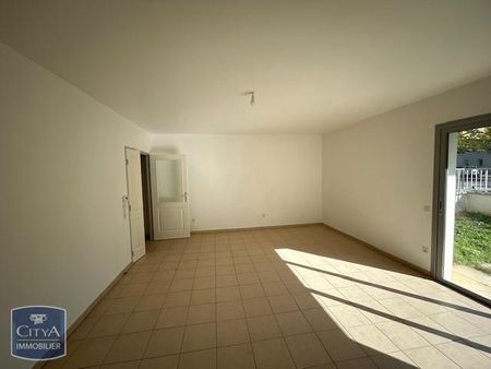 Location Appartement 4 pièces 102m² ST DIZIER 52100 - Photo 3