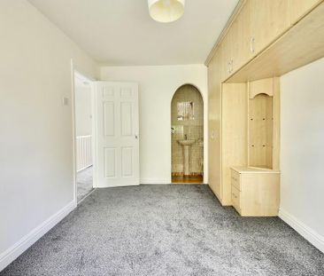3 bedroom terraced house to rent - Photo 3