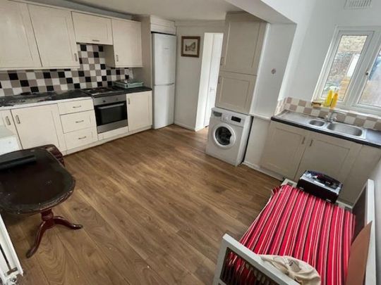 3 Bedroom House To Let - Photo 1