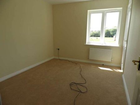 Slipps Close, Frome, Somerset, BA11 - Photo 3