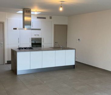 Appartement te huur in Rumbeke voor € 900 met 2 slaapkamers - Photo 5