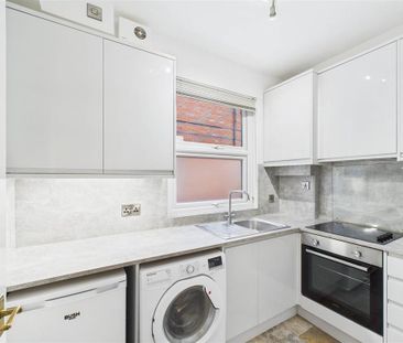 2 bedroom flat to rent - Photo 6