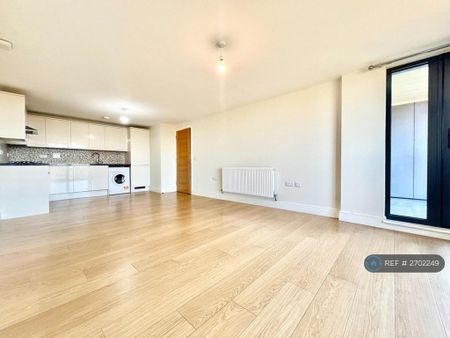 1 bedroom flat to rent - Photo 5