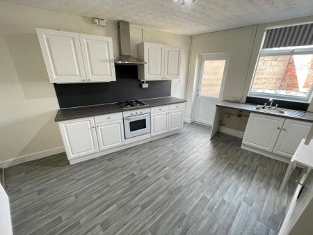 2 bedroom house to rent - Photo 4