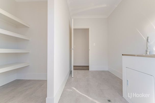 Brand new in the heart of Dawesville. - Photo 1