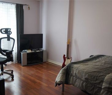 For Lease - 33 Winborne Road, Vaughan, Ontario - Photo 3