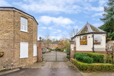5 bedroom terraced house to rent - Photo 2