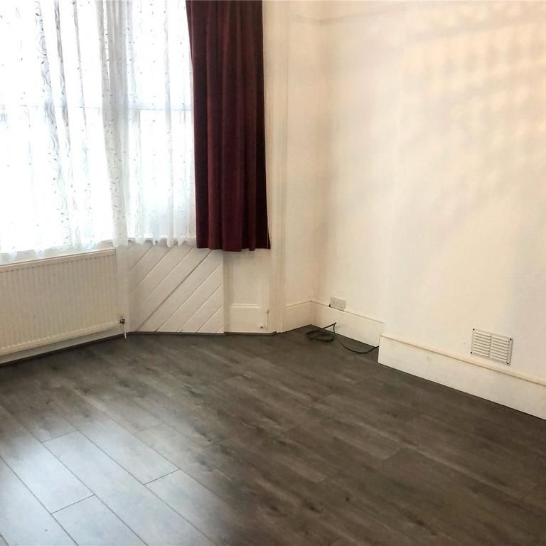 5 bedroom house to rent - Photo 1