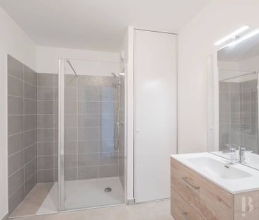 Rental Apartment Bordeaux Saint-Jean - Photo 4