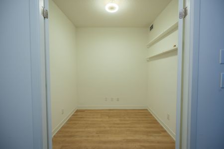 For Lease - 8119 Birchmount Road Unit# 1106, Markham, Ontario - Photo 4