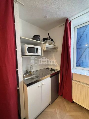 Location Studio - Photo 2