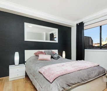 Spacious split level penthouse apartment in Kogarah CBD - Photo 1