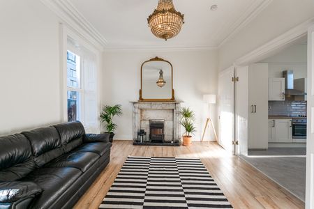 George's Street Upper, Dun Laoghaire, Co. Dublin, A96 H9X4 - Photo 3