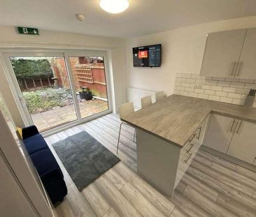 Brynmore, PE3 - Photo 5