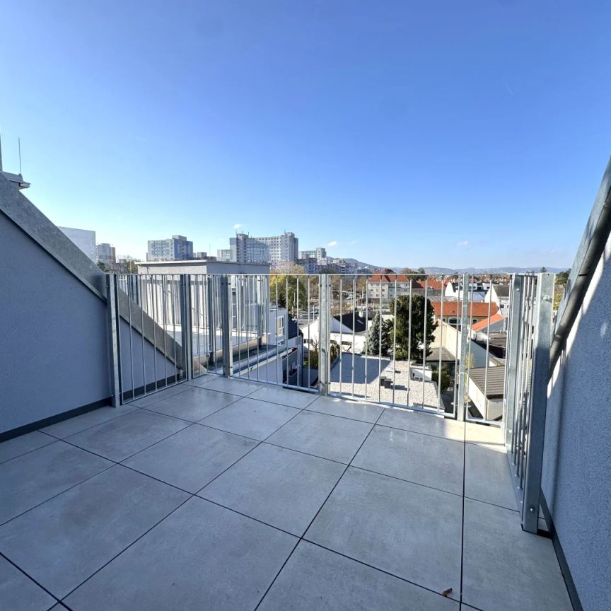 Dachgeschossausbau mit Terrasse & Klimaanlage - Erstbezug - Photo 1