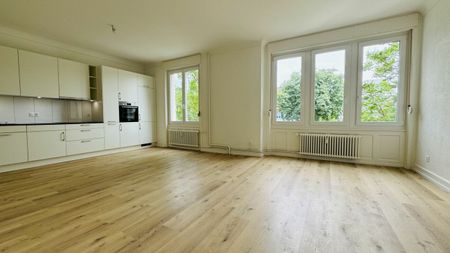 Wunderschöne neuwertige 2-Zimmer-Dachwohnung (w9) mit Balkon, eigener Waschmaschine, Kellerabteil, 5. OG (ohne Lift) - Photo 5