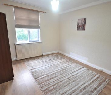 3 bedroom maisonette to rent - Photo 2