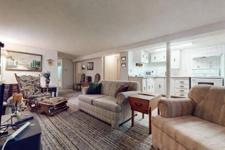 For Lease - 16 Bailey Crescent Unit# Bsmt, Aurora, Ontario - Photo 2