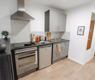 Bronze Studio - Photo 5