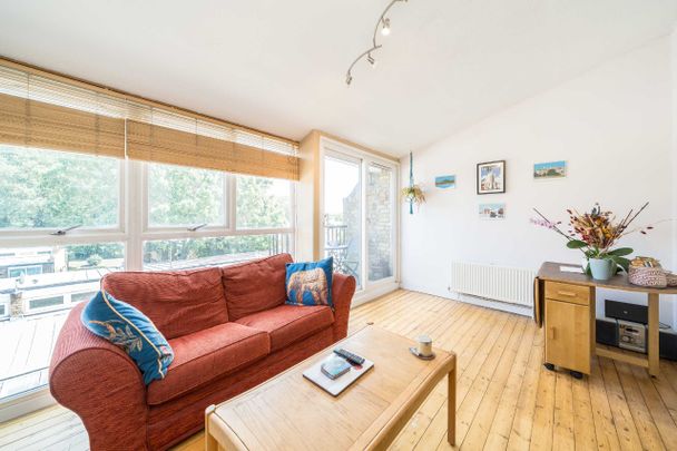 Hardel Walk, London, SW2, London - Photo 1