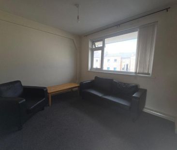 2 bedroom house to rent - Photo 1