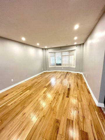 For Lease - 25 Mondeo Drive, Toronto, Ontario - Photo 2