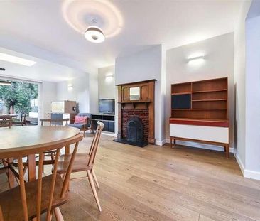 Fairway, Raynes, SW20 - Photo 2