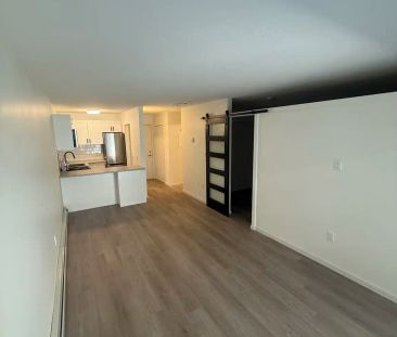 CASA DEL MAR APARTMENTS — 106 - Photo 2