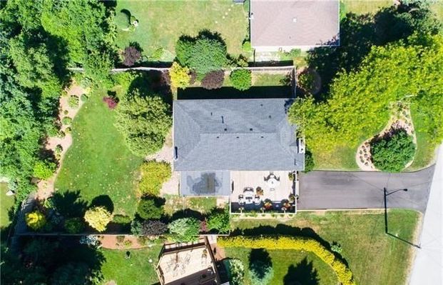 For Lease - 186 Tweedsdale Crescent, Oakville, Ontario - Photo 1