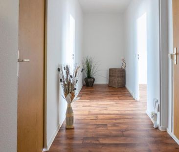 Schöne Familienwohnung mit Einbauküche - Photo 1