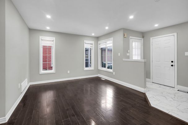 For Lease - 2365 Bankside Drive, Mississauga, Ontario - Photo 1