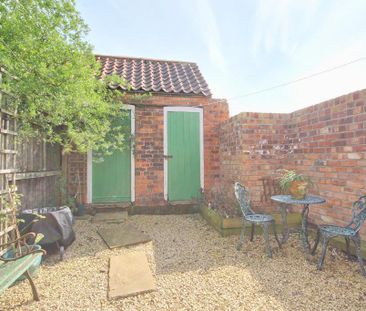 2 bedroom house to rent - Photo 1