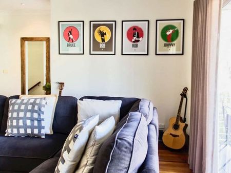 Beautiful Fully Furnished Townhouse - Forest Glades - Photo 2