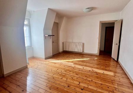 Type V avec PARKING - Situé en hyper centre de Poitiers - Photo 2