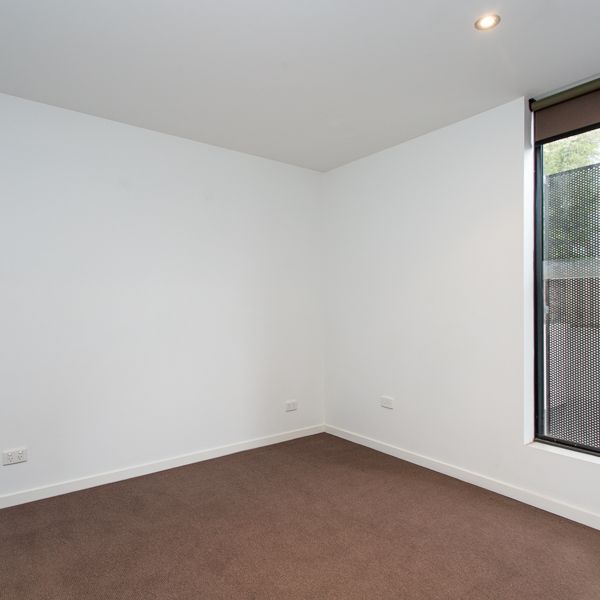 Quality Ground Floor Apartment - Photo 1