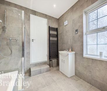 4 bedroom detached house to rent - Photo 6