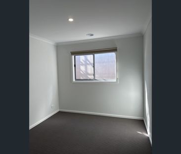 18 Happiness Way, Wyndham Vale, Vic 3024 - Photo 2