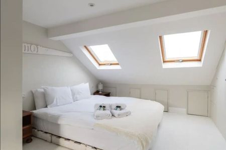 4 Bed Terraced House, Hendon Street, BN2 - Photo 4