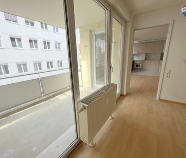 3,5-Zimmer WHG, Stadtmitte, offene Küche, Balkon, Aufzug, TG! - Photo 6