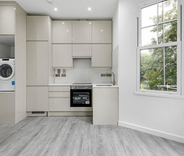 1 bedroom flat to rent - Photo 2