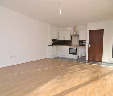 Staines Road, Twickenham - 1 bedroomProperty for lettings - Chasebu... - Photo 1